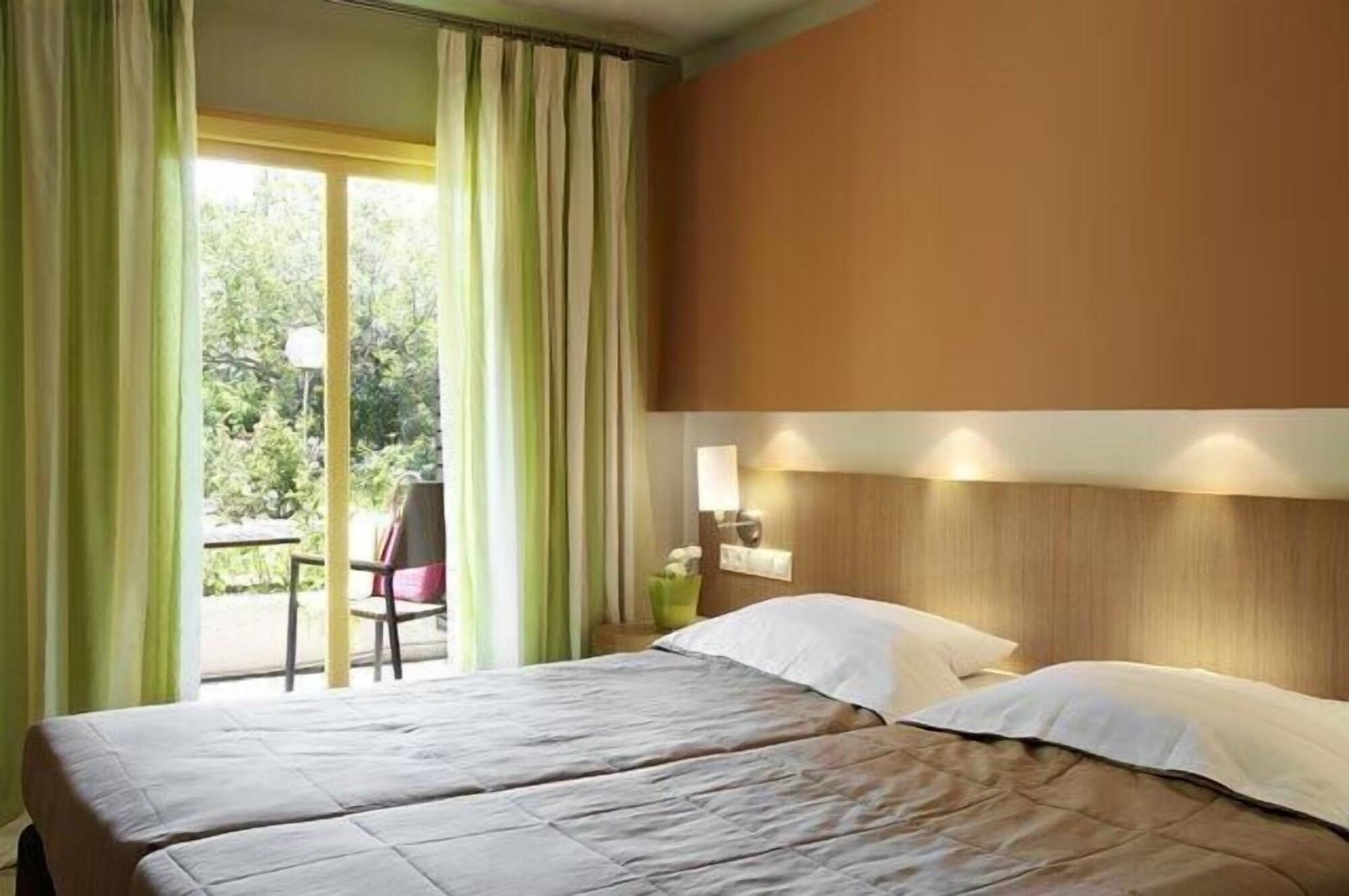 Astoria Hotel Troulos Extérieur photo